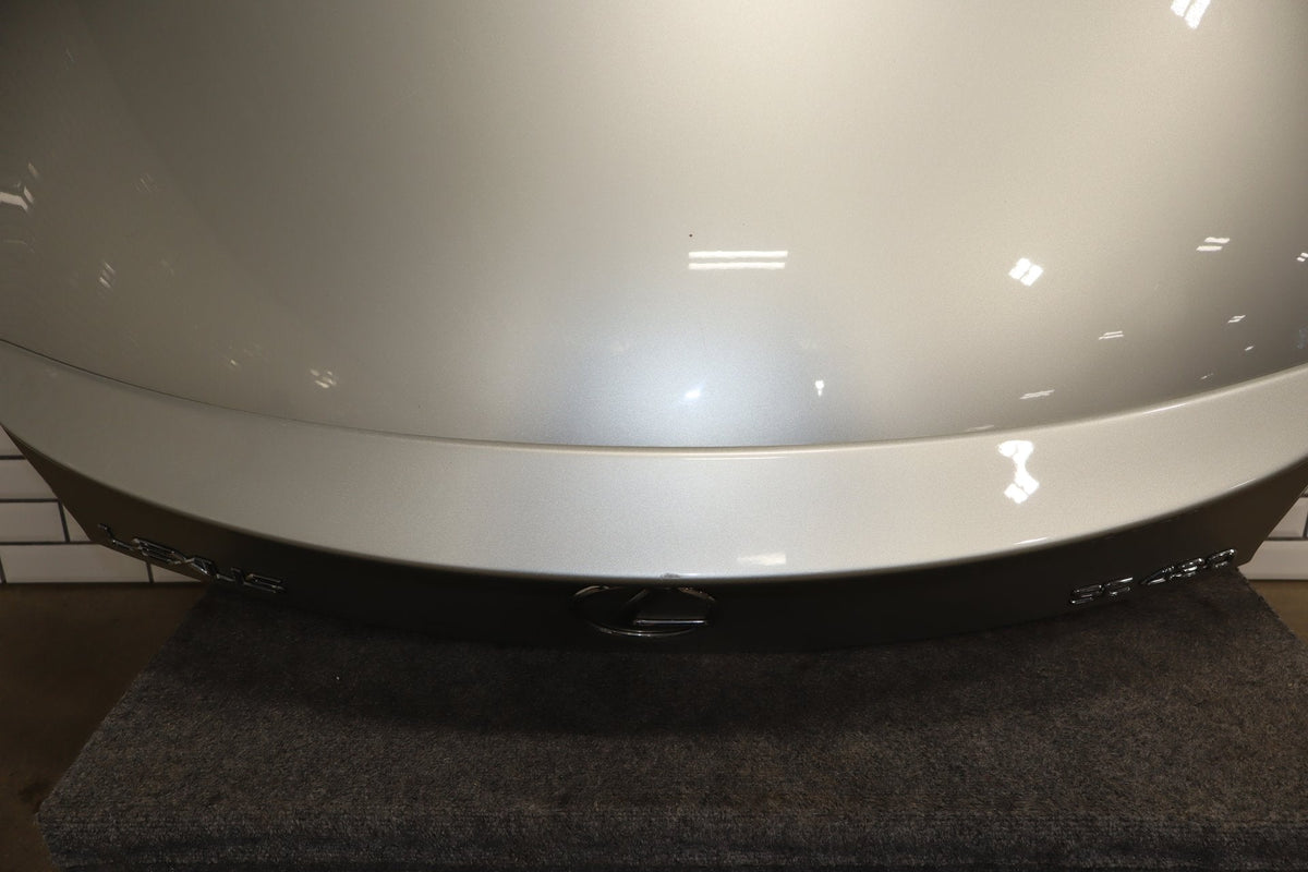 02-10 Lexus SC430 Z40 Decklid Silver 1C0 (Spoiler Scrape)