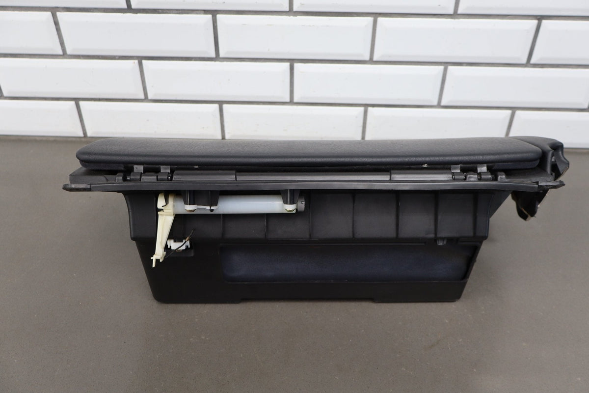 02-10 Lexus SC430 Z40 Glove Box Saddle 21