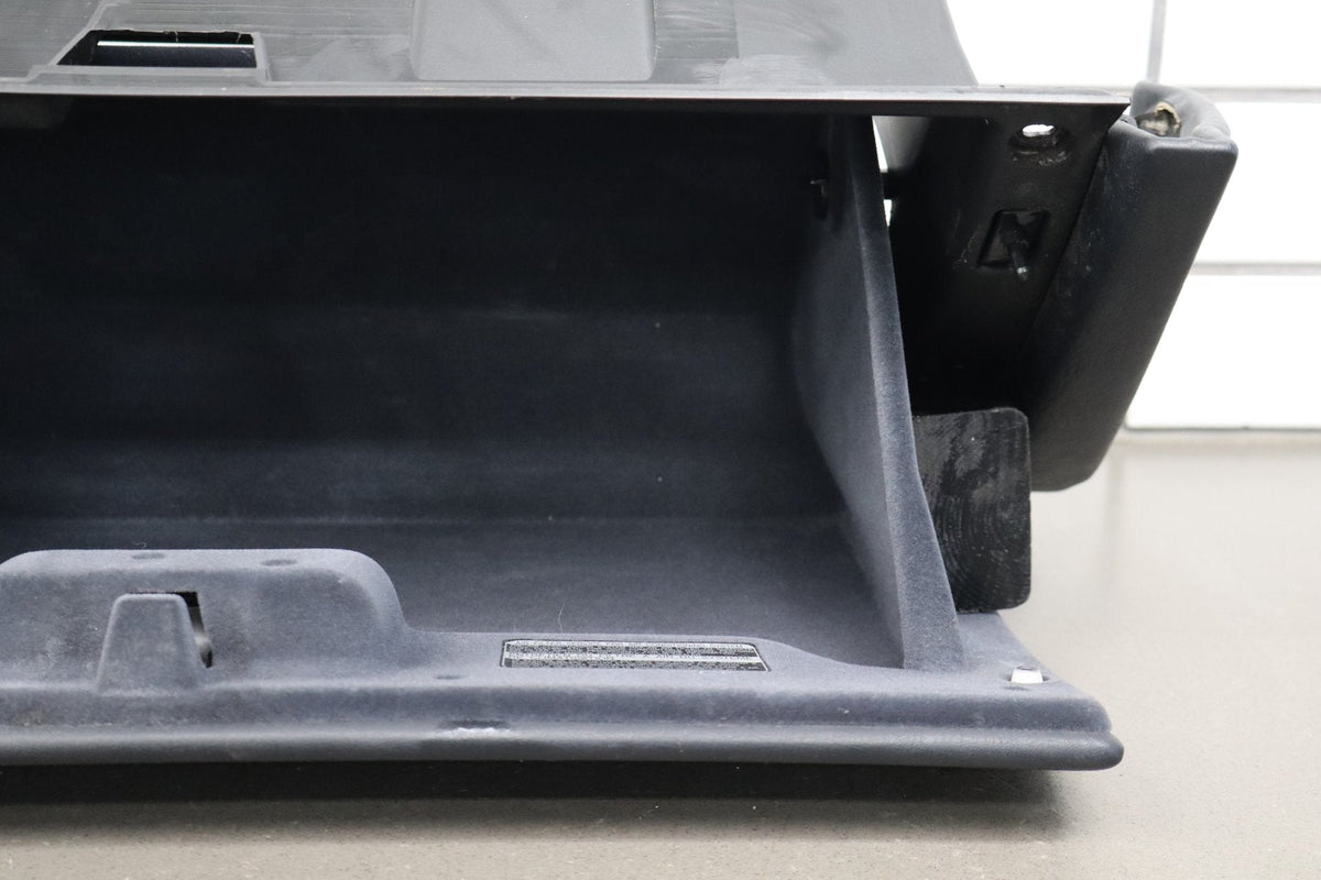 02-10 Lexus SC430 Z40 Glove Box Saddle 21
