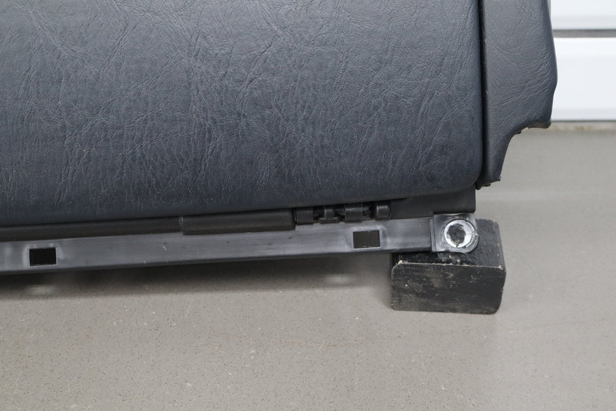 02-10 Lexus SC430 Z40 Glove Box Saddle 21