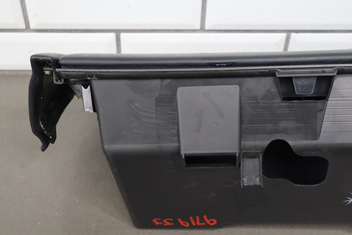 02-10 Lexus SC430 Z40 Glove Box Saddle 21
