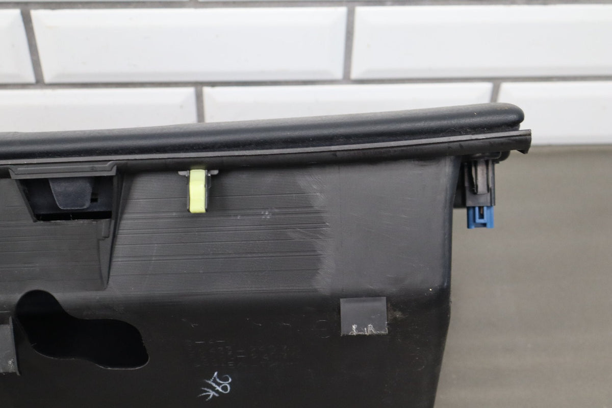 02-10 Lexus SC430 Z40 Glove Box Saddle 21