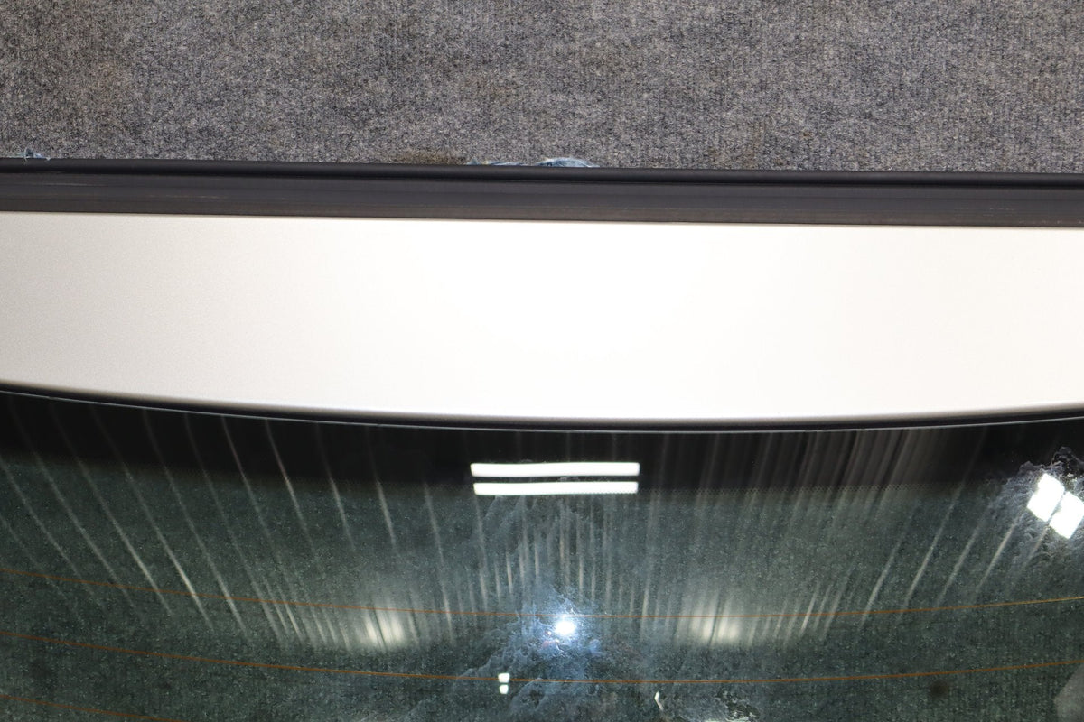 02-10 Lexus SC430 Z40 Heated Back Window With Roof Section