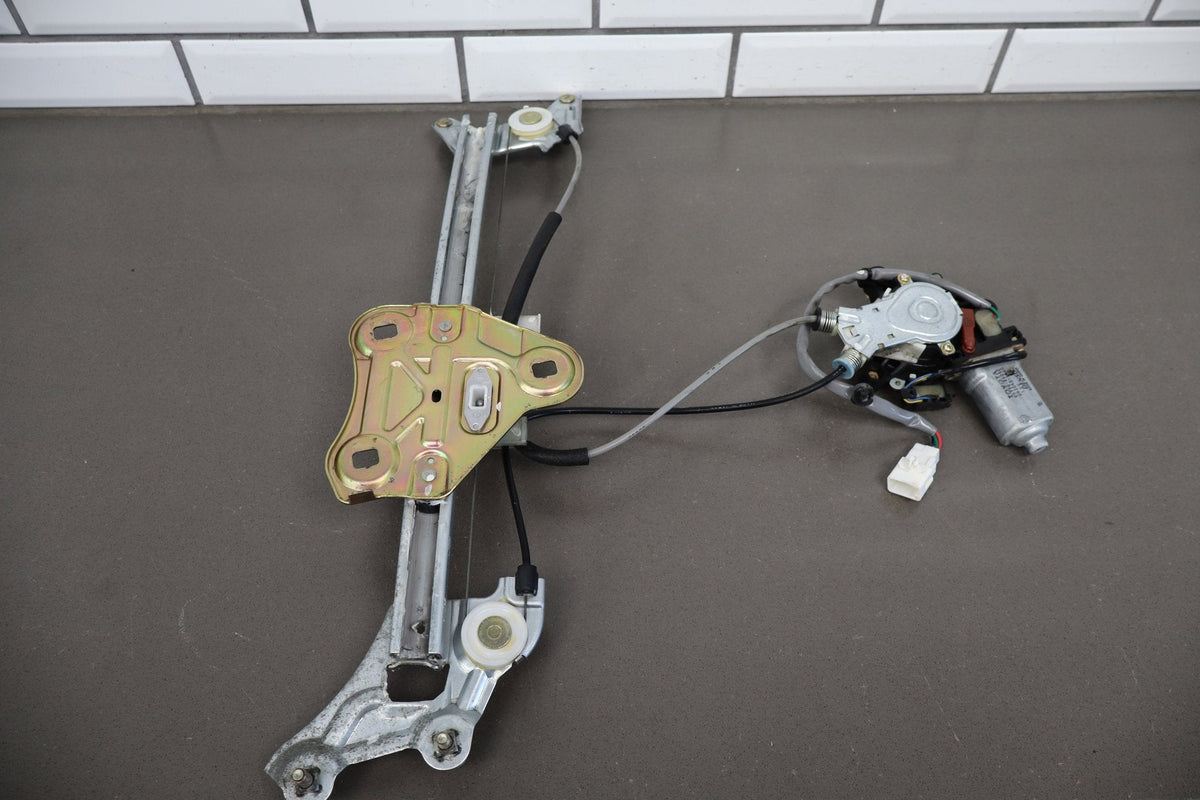02-10 Lexus SC430 Z40 Left Front Door Regulator With Motor