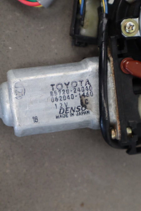 02-10 Lexus SC430 Z40 Left Front Door Regulator With Motor