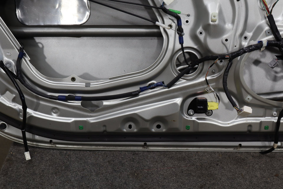 02-10 Lexus SC430 Z40 Left Front Door Shell Silver 1C0