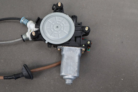 02-10 Lexus SC430 Z40 Left Quarter Glass With Regulator
