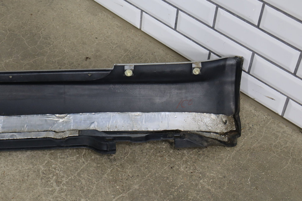02-10 Lexus SC430 Z40 Left Rocker Molding Silver 1C0
