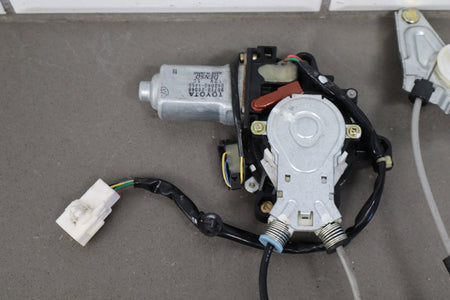 02-10 Lexus SC430 Z40 Right Front Door Regulator With Motor