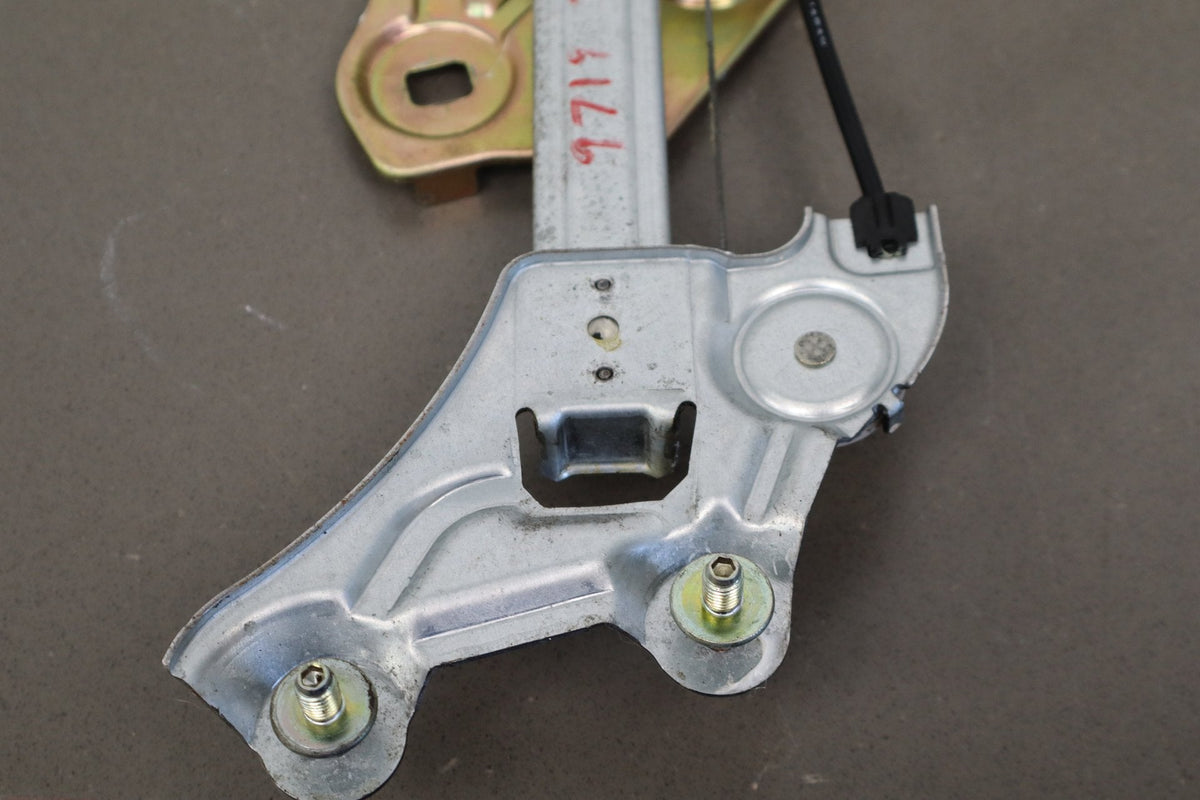 02-10 Lexus SC430 Z40 Right Front Door Regulator With Motor