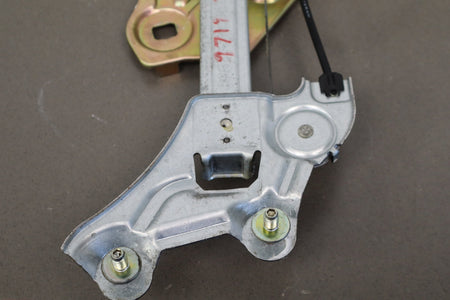 02-10 Lexus SC430 Z40 Right Front Door Regulator With Motor
