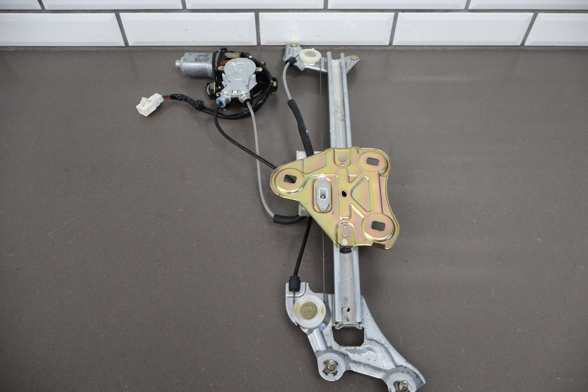 02-10 Lexus SC430 Z40 Right Front Door Regulator With Motor