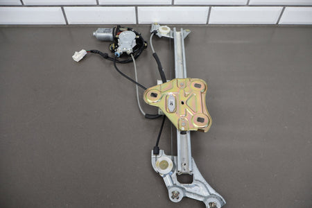 02-10 Lexus SC430 Z40 Right Front Door Regulator With Motor