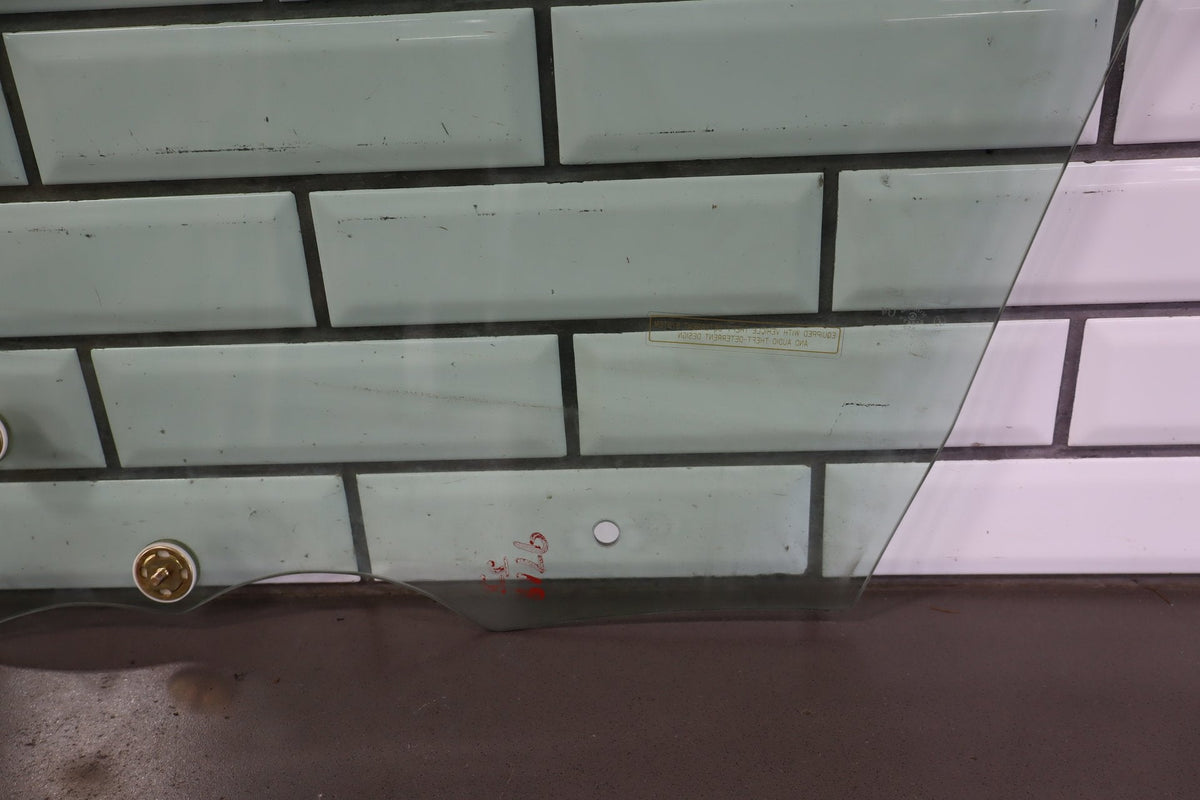 02-10 Lexus SC430 Z40 Right Front Door Window Glass