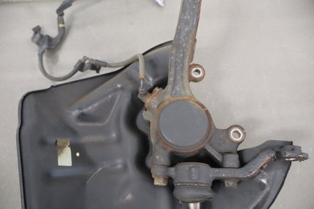 02-10 Lexus SC430 Z40 Right Front Spindle Hub ABS