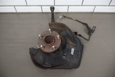 02-10 Lexus SC430 Z40 Right Front Spindle Hub ABS