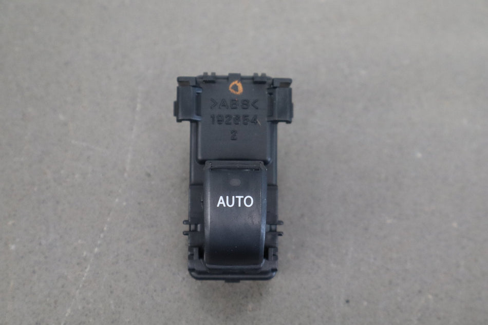 02-10 Lexus SC430 Z40 Right Front Window Switch