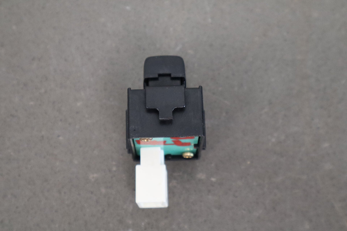 02-10 Lexus SC430 Z40 Right Front Window Switch