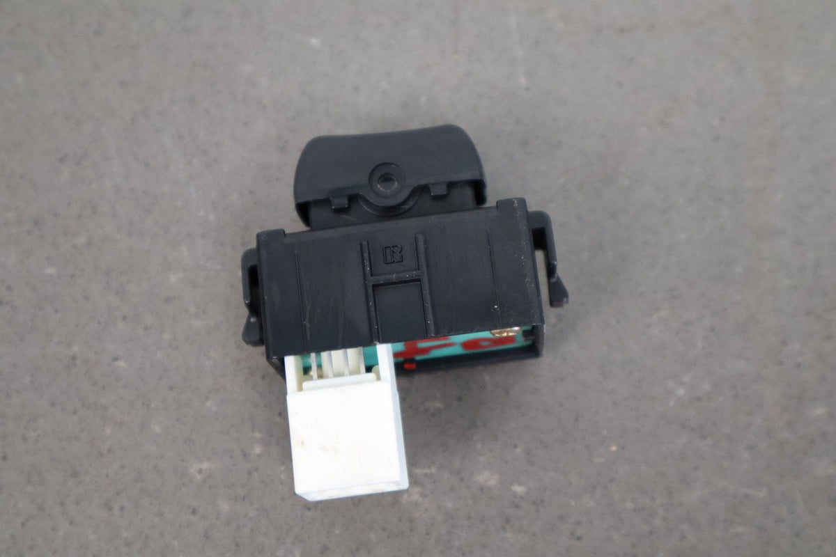 02-10 Lexus SC430 Z40 Right Front Window Switch