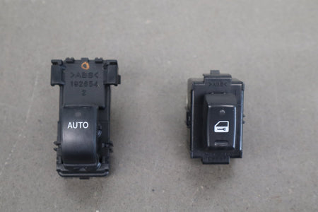 02-10 Lexus SC430 Z40 Right Front Window Switch