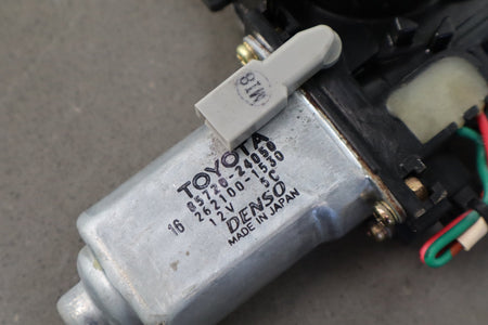 02-10 Lexus SC430 Z40 Right Quarter Glass With Regulator