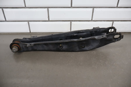 02-10 Lexus SC430 Z40 Right Rear Knuckle Hub 4 Arms