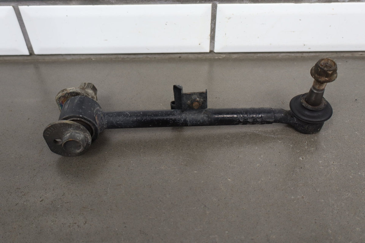 02-10 Lexus SC430 Z40 Right Rear Knuckle Hub 4 Arms