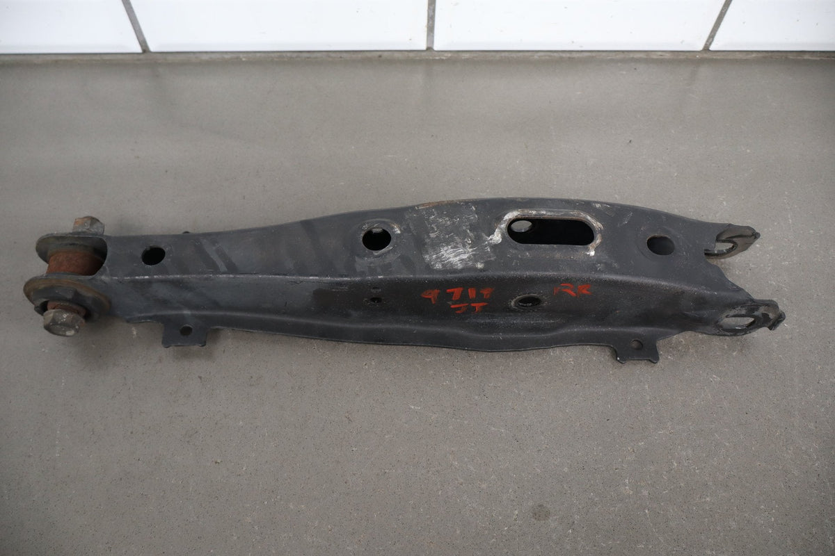 02-10 Lexus SC430 Z40 Right Rear Knuckle Hub 4 Arms