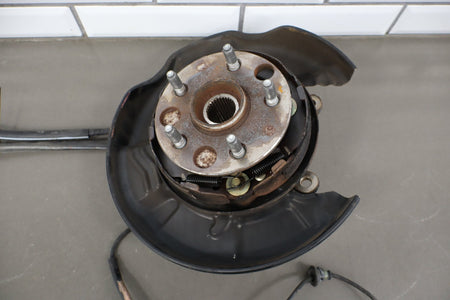 02-10 Lexus SC430 Z40 Right Rear Knuckle Hub 4 Arms