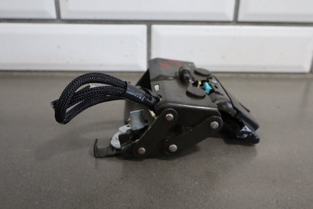 02-10 Lexus SC430 Z40 Trunk Lid Latch