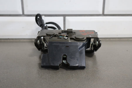 02-10 Lexus SC430 Z40 Trunk Lid Latch
