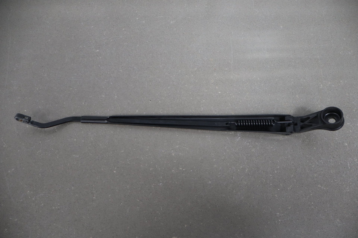 02-10 Lexus SC430 Z40 Wiper Arm Pair No Blades