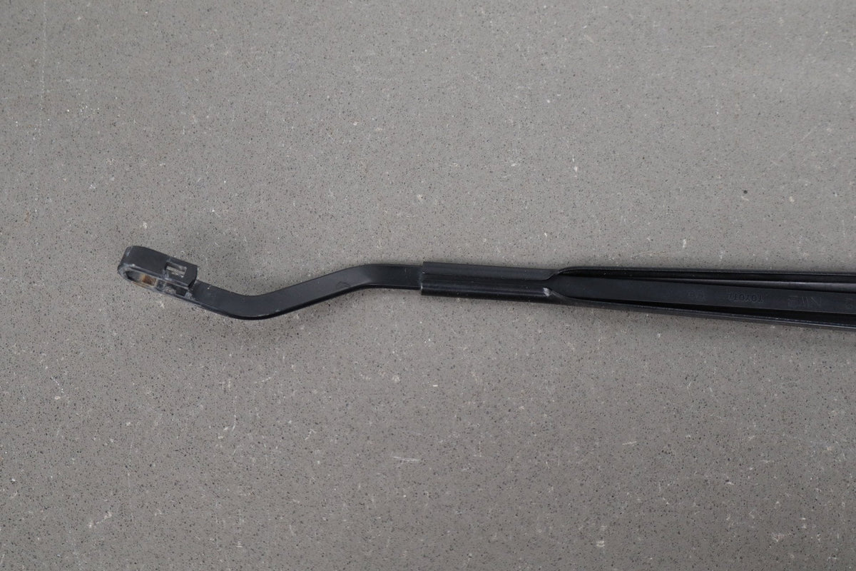 02-10 Lexus SC430 Z40 Wiper Arm Pair No Blades