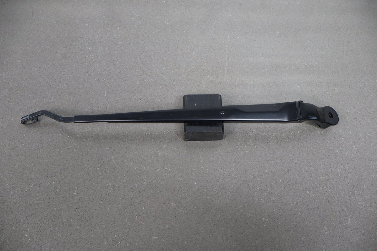 02-10 Lexus SC430 Z40 Wiper Arm Pair No Blades