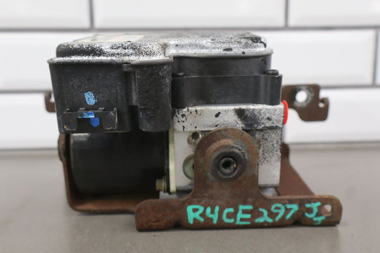 03 - 04 Chevy SSR Anti Lock Brake ABS Pump Module W/Bracket OEM