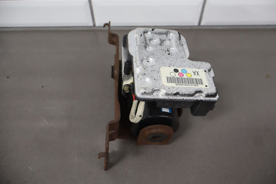 03 - 04 Chevy SSR Anti Lock Brake ABS Pump Module W/Bracket OEM