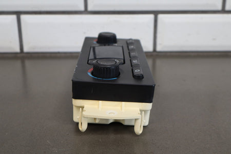 03-04 Chevy Tahoe/Suburban GMT800 Dual Zone Climate 10367042