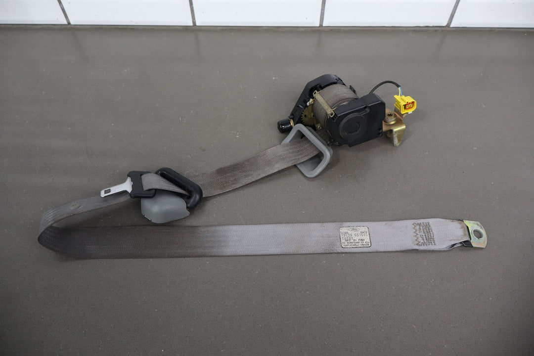 03 - 04 Ford F250 Driver Left LH Front Seat Belt Retractor (Medium Flint 4E)