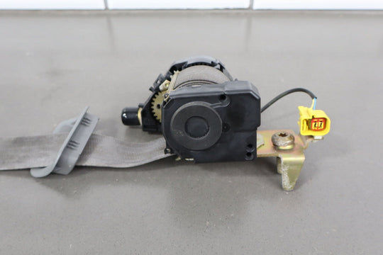 03 - 04 Ford F250 Driver Left LH Front Seat Belt Retractor (Medium Flint 4E)