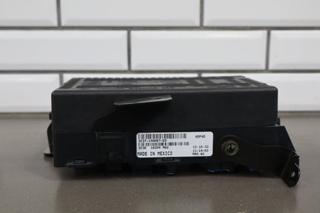 03-04 Ford F250 F350 Super Duty Interior Fuse Box 3C3T-14A067-ED OEM