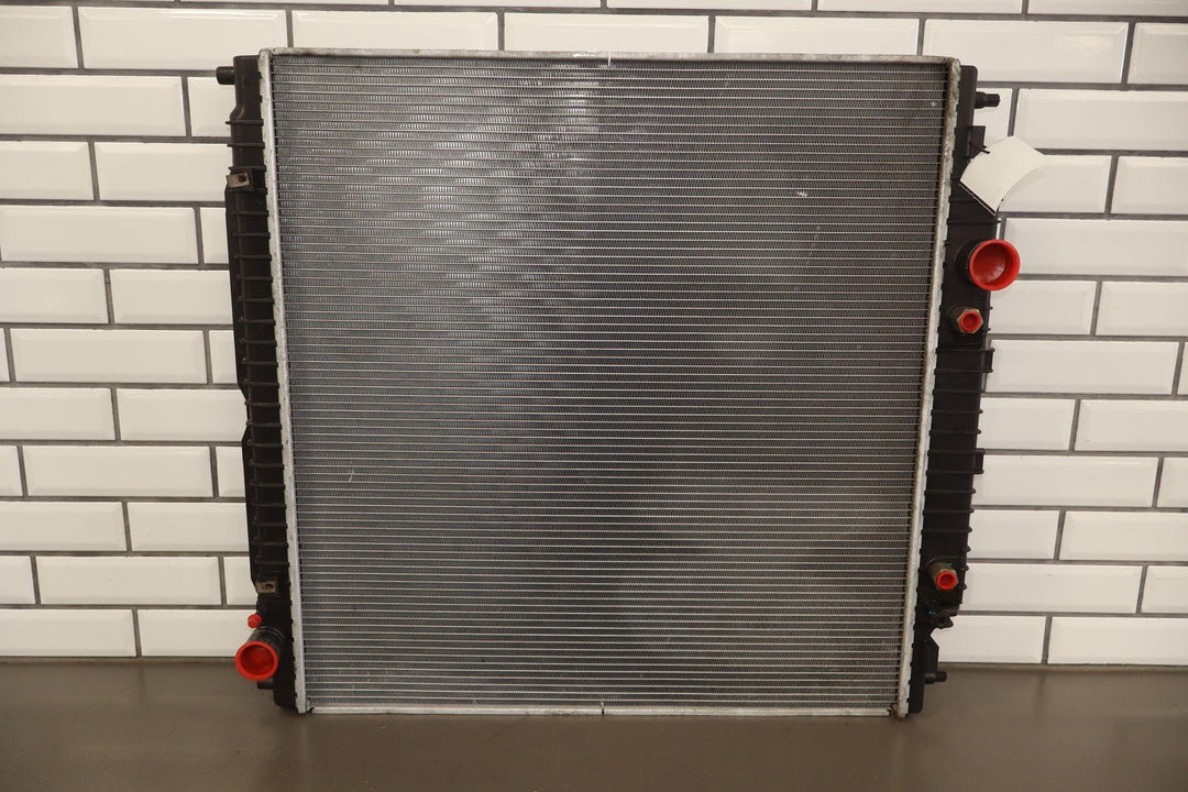 03 - 04 Ford F250 F350 Superduty 6.0 Powerstroke V8 OEM Radiator Leak Free