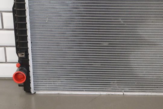 03 - 04 Ford F250 F350 Superduty 6.0 Powerstroke V8 OEM Radiator Leak Free