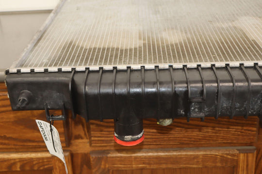03 - 04 Ford F250 F350 Superduty 6.0 Powerstroke V8 OEM Radiator Leak Free