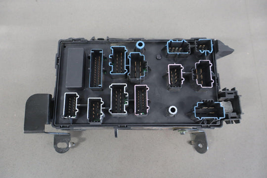 03 - 04 Ford Powerstroke 6.0L Diesel Cabin Fuse Junction Box 3C3T - 14A067 - EC