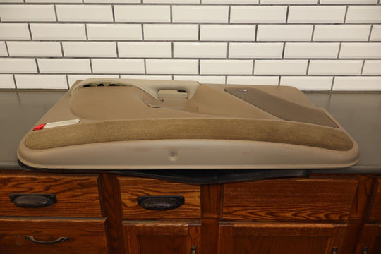 03 - 04 GMC Yukon XL 1500 2500 Left Driver Front Door Panel *No Window Switch*