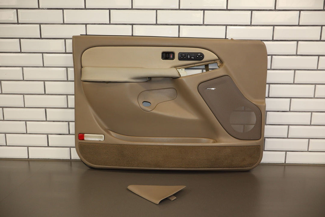 03 - 04 GMC Yukon XL 1500 2500 Left Driver Front Door Panel *No Window Switch*