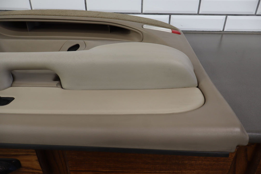 03 - 04 GMC Yukon XL 1500 2500 Left Driver Front Door Panel *No Window Switch*