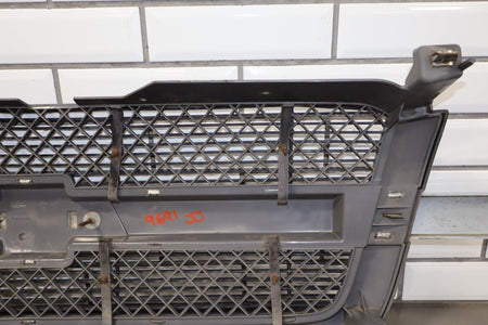03-05 Chevy Silverado GMT800 Cateye OEM Grille Assembly Chrome/ Black 41U