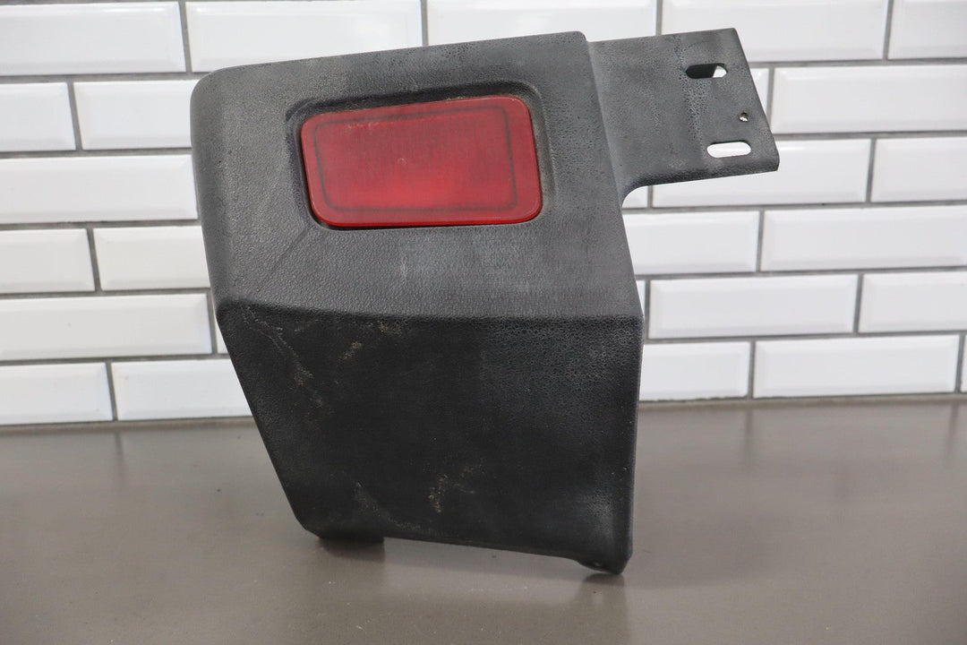 03 - 05 Hummer H2 Left Driver Rear Bumper End Cap Cover W/Light