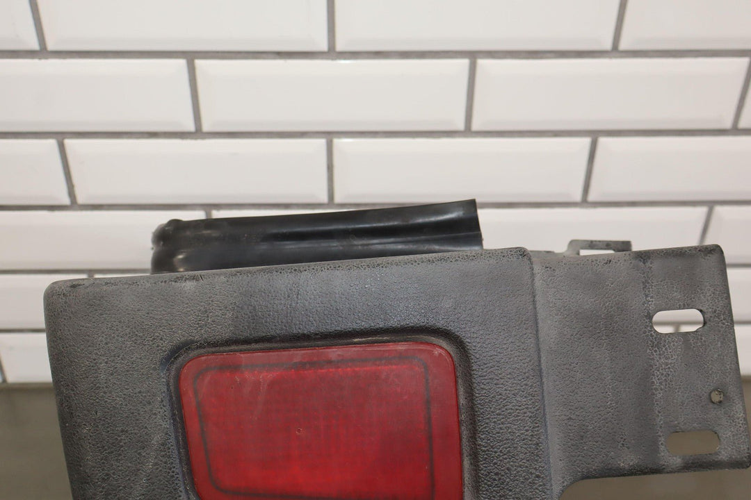 03 - 05 Hummer H2 Left Driver Rear Bumper End Cap Cover W/Light